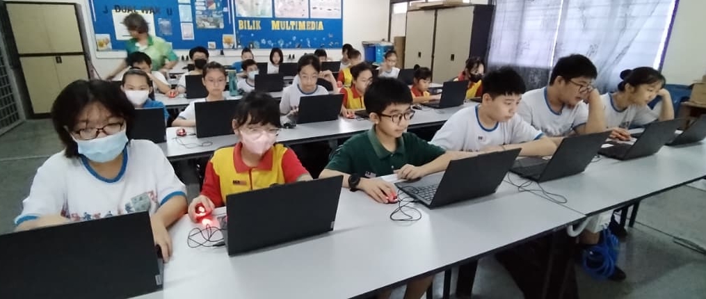 霹/版头/本报小学生时事问答比赛