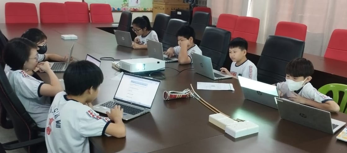 霹/版头/本报小学生时事问答比赛