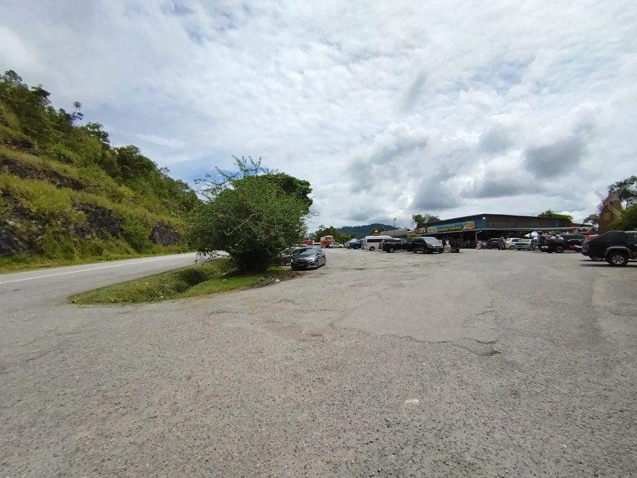 霹：5日见报／封底主文／东西大道（完结篇）︱提升工程如火如荼进行 霹政府盼重建东西大道