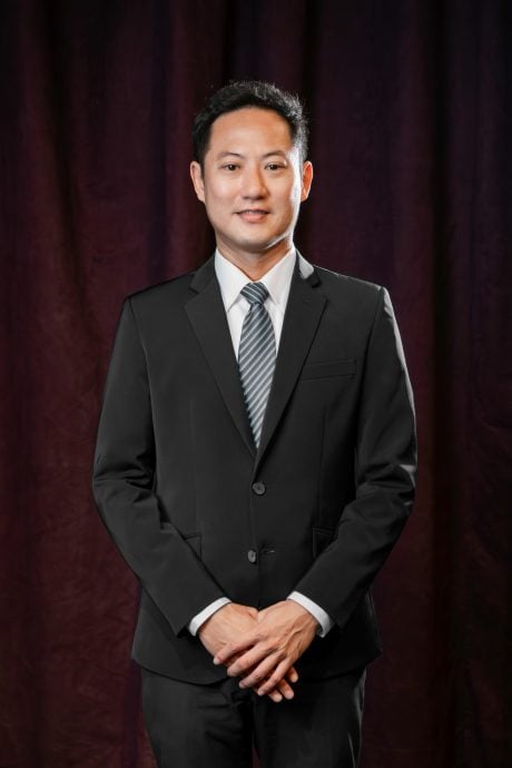 霹:请签网/封面主文/SST电费涨多重冲击 酒店旅店暂不起价忧赶客