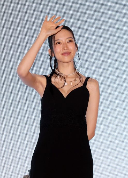 首来马引逾千粉丝朝圣 李锺硕文佳煐狂自拍惹尖叫