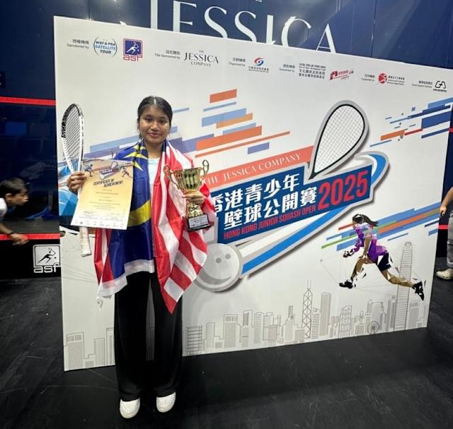 香港青少年壁球赛|连续3天服药抱病上阵  金诺丽卡勇夺U17冠军