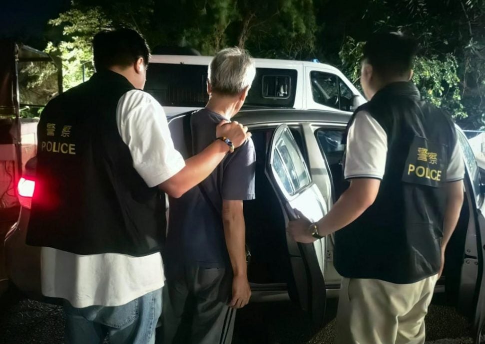 高德打车出现违法黑工 港府展开大规模搜查行动