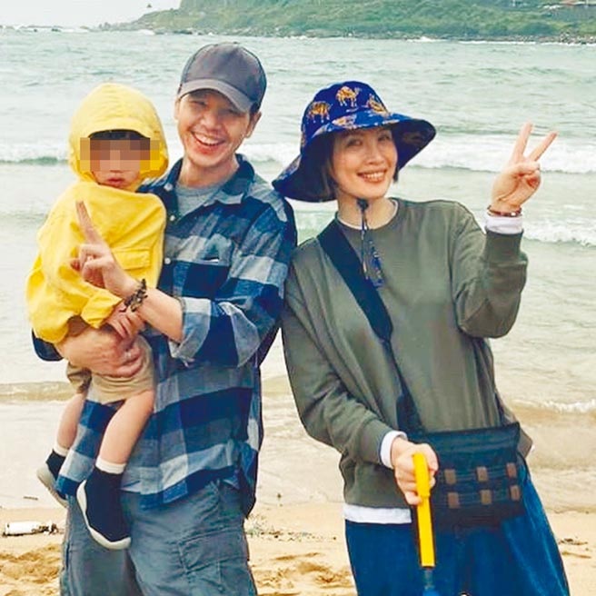 魏如萱三角恋扑朔迷离 男友被直击激吻旧爱