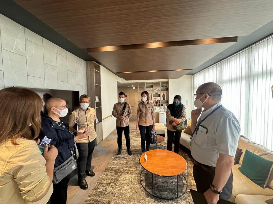 黄诗情:准备迈入老龄化社会 霹拟为人民组屋适老化转型