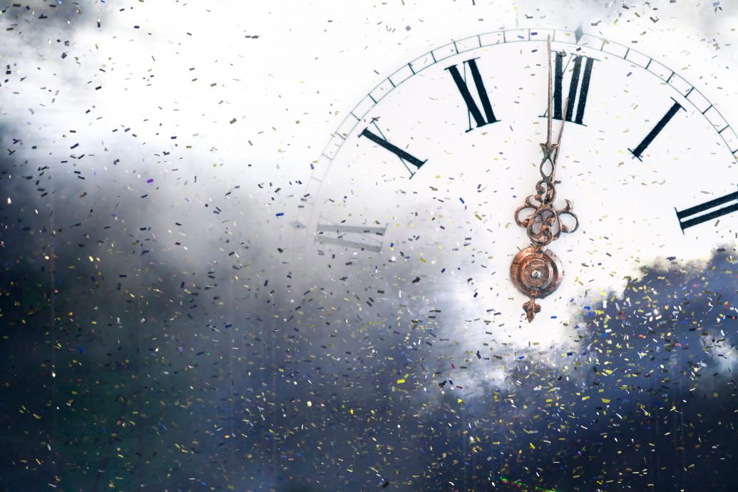 (10/8见报)城人小说——时间裁缝/珊