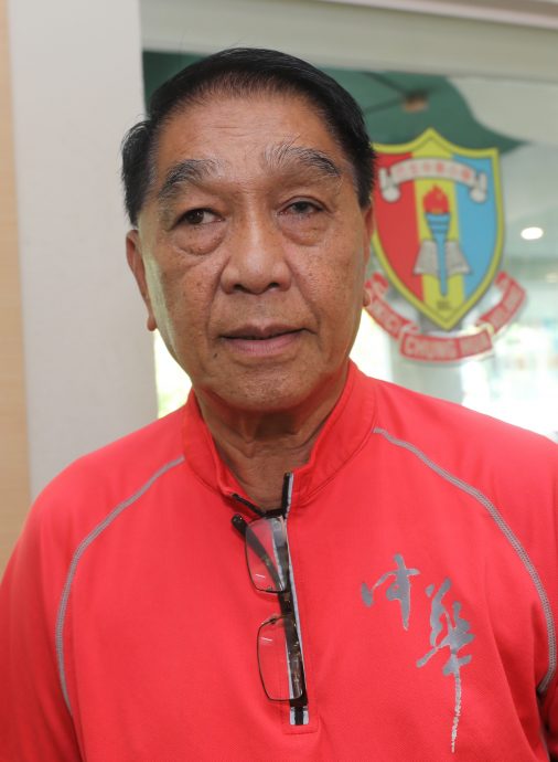 （11/8见报）大都会/《校园我董》巴生中华小学董事长黄奇仁