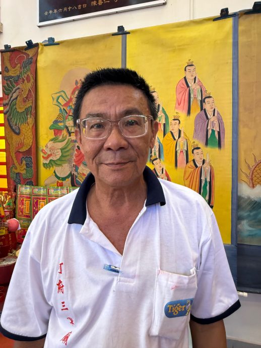 （12/8见报）大都会/异宗求同-何府三军庙