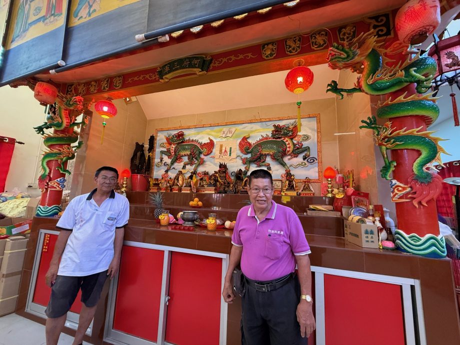 （12/8见报）大都会/异宗求同-何府三军庙