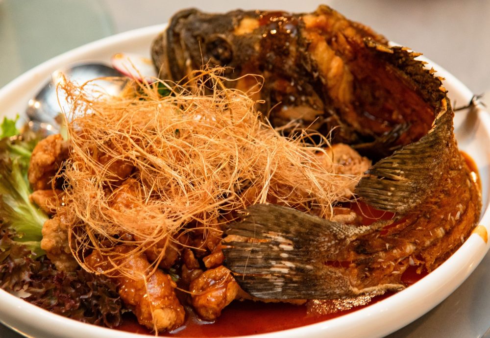 (21/8见报)《星洲人VIP》:丹绒加弄海尚人趣蟹馆串联周边生态游