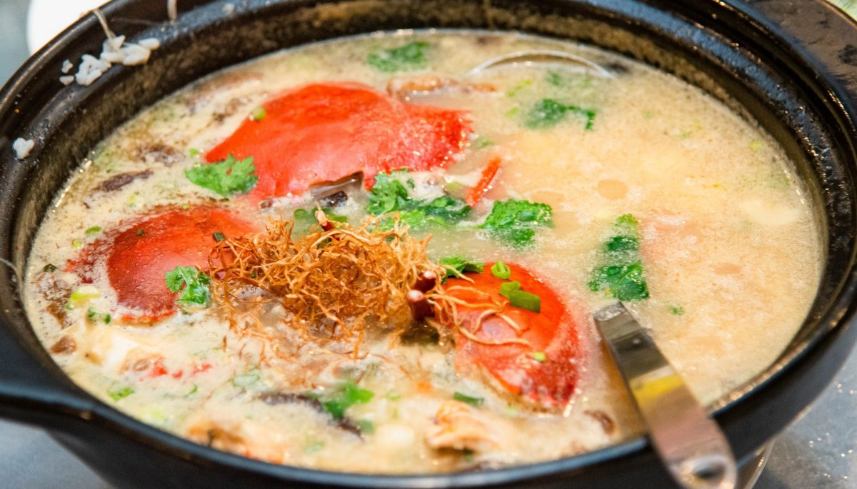 (21/8见报)《星洲人VIP》:丹绒加弄海尚人趣蟹馆串联周边生态游