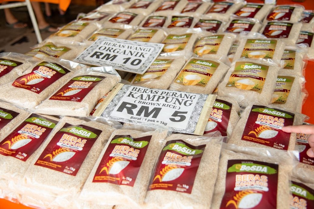 (21/8见报)《星洲人VIP》:丹绒加弄海尚人趣蟹馆串联周边生态游