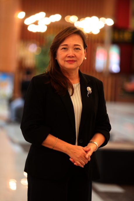 (24/8见报)封面/全视角/雪隆购物商场/18图