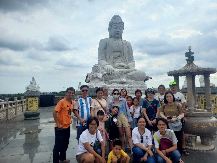 （26/8见报）大都会-《异宗求同》/班达马兰佛祖慈善院／20图