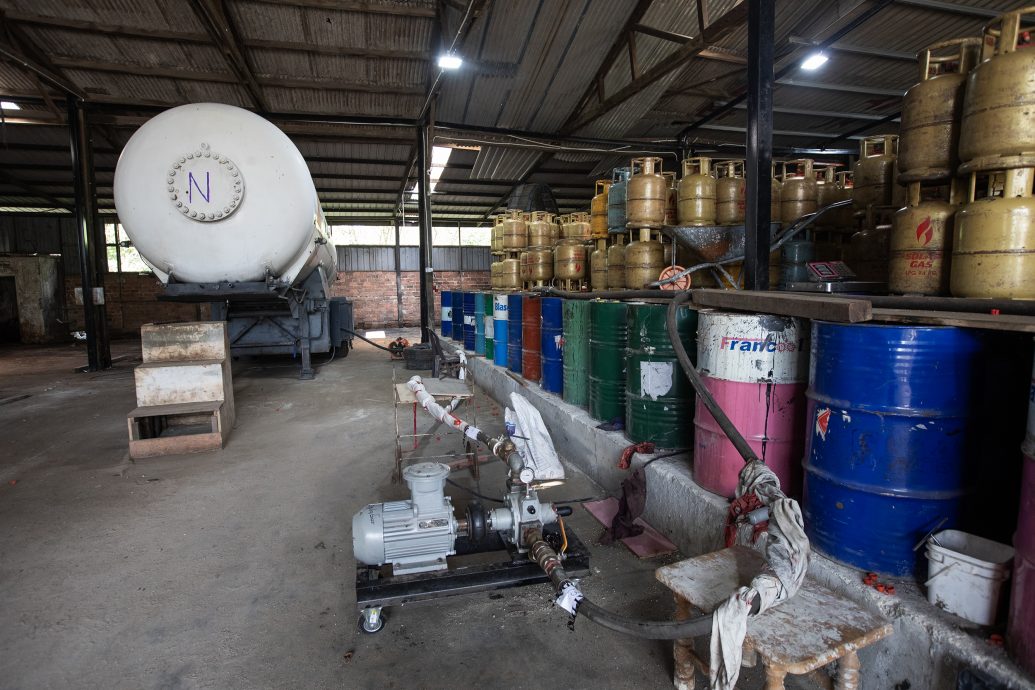 (7/8见报)星角摄/补贴液化石油气转卖黑市