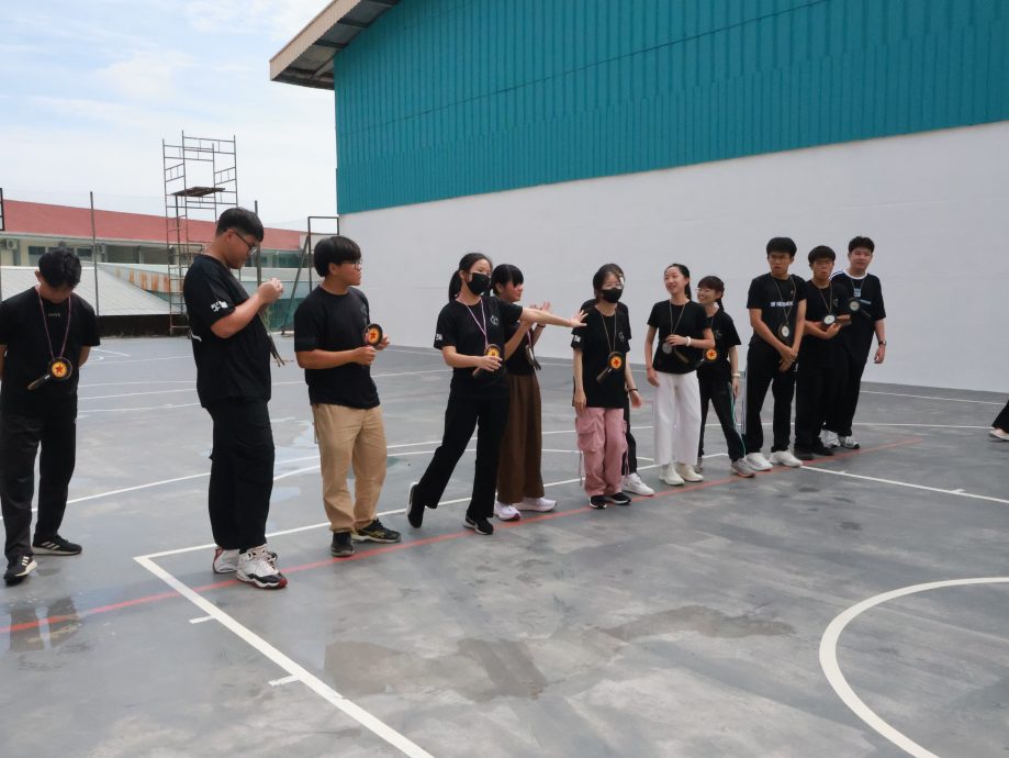 (9月刊)柔:年轻人:峇株巴辖区学生记者队举办一日营《囹圄·魔镜》