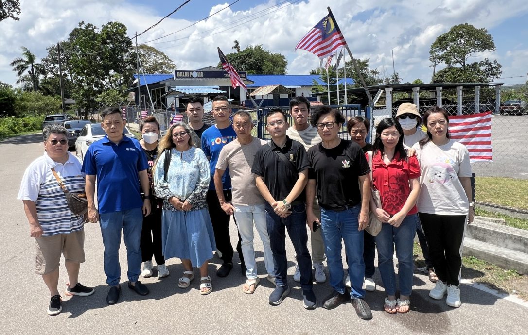 （全国版）甲惊现母狗遭活生生剥皮惨案·爱狗人士报警怒斥冷血行径 累积2万悬赏抓凶