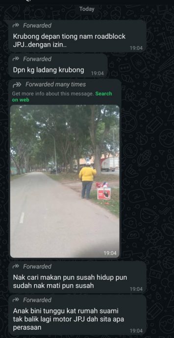 (古城版)外籍男子无驾照骑摩托卖冰淇淋被充公摩托