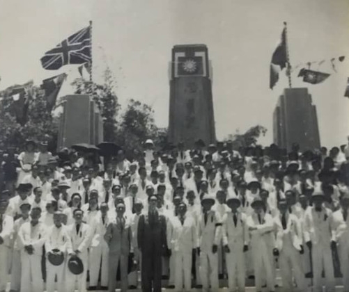 （古城第三版主文）甲华团主办日本投降纪念会图片展览