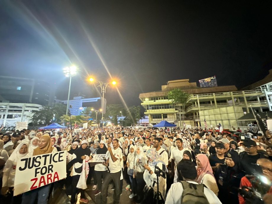 （古城第二版主文）甲数千人声援查拉 