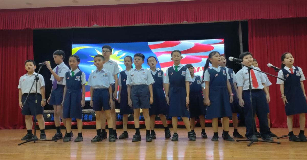 （古城第六版主文）晋巷华小爱国月推介礼