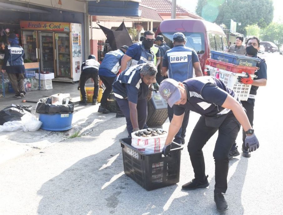 （大北马）4食肆杂货店有蟑螂老鼠屎，被指示停业14日全店清理