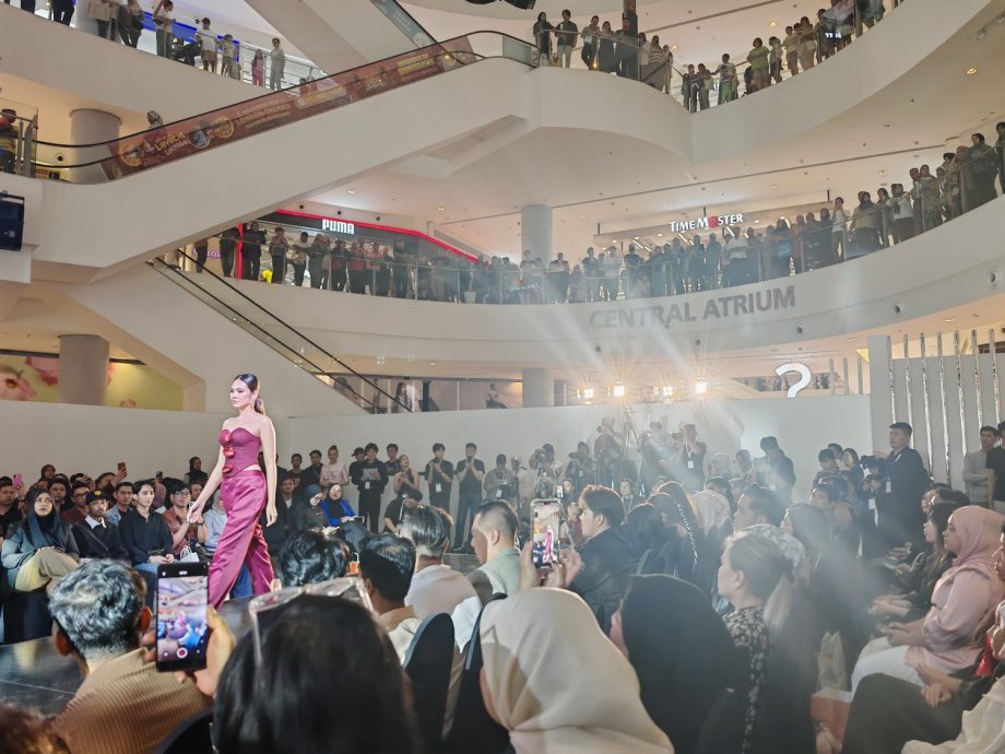 （大北马）Aman Central举办“2025年吉打时装周”。