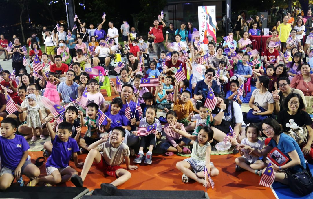 （大北马）乔治市艺术节第四年走进亚依淡，玫瑰邻里公园变儿童乐园