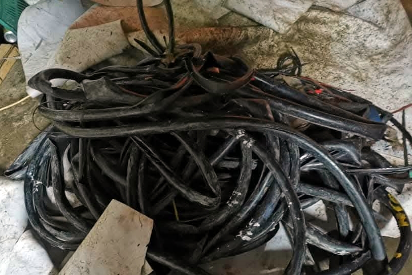 （大北马）员工监守自盗 警4小时内快速破案