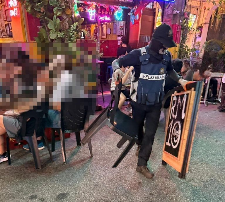 （大北马）商用设备占用公共空间 市厅不客气充公