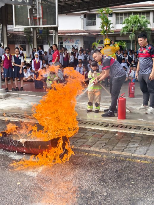 （大北马）大同学校联合义消队展开防火演习