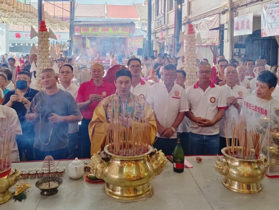 （大北马）大山脚端口众盂兰胜会大士爷开光