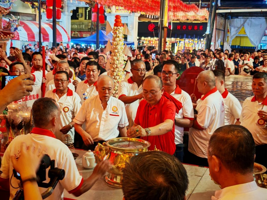 （大北马）大山脚端口众盂兰胜会大士爷开光