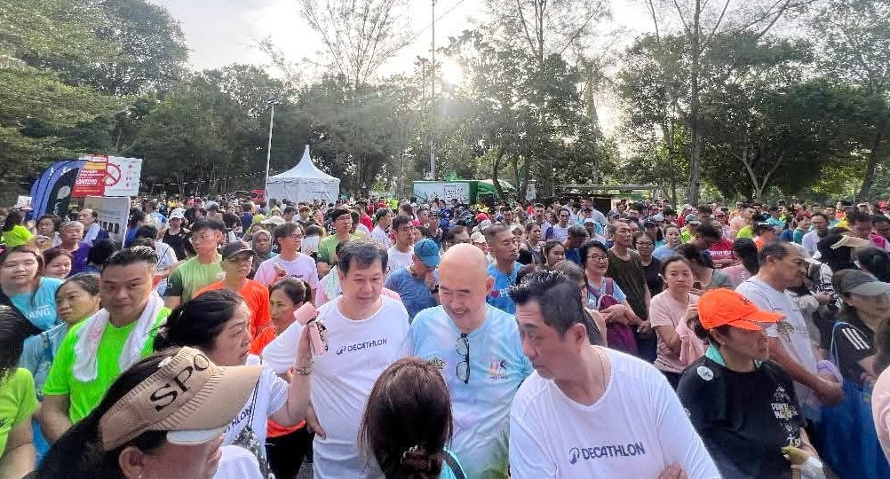 （大北马）大桥马拉松热身跑 上千人参与