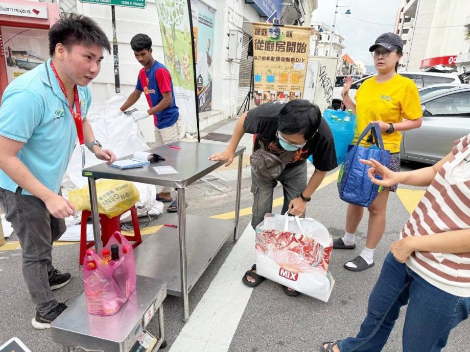 （大北马）市厅垃圾换现金活动 民众兑现逾700令吉