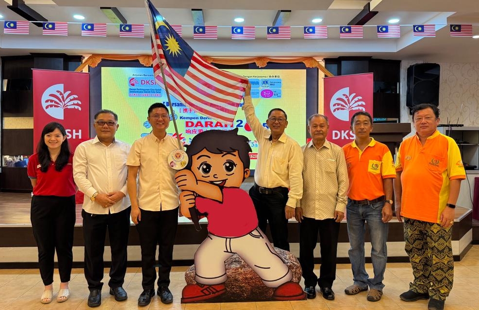 （大北马）抨击政客搞针对，锺来福：“搞到人民拿国旗也心慌慌”