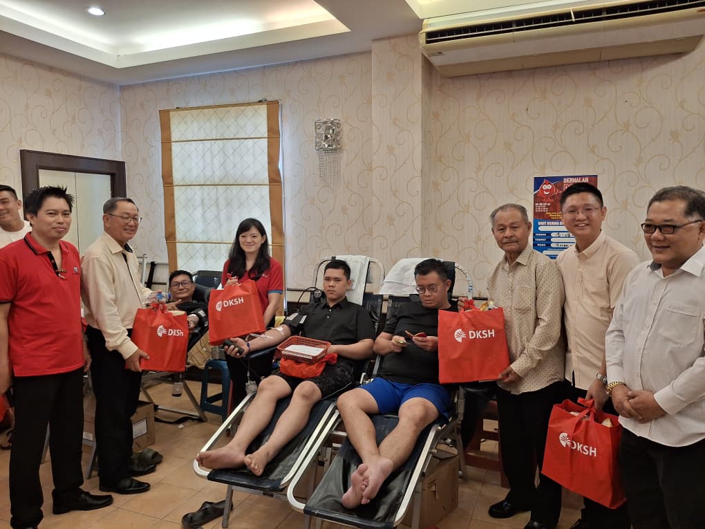 （大北马）抨击政客搞针对，锺来福：“搞到人民拿国旗也心慌慌”