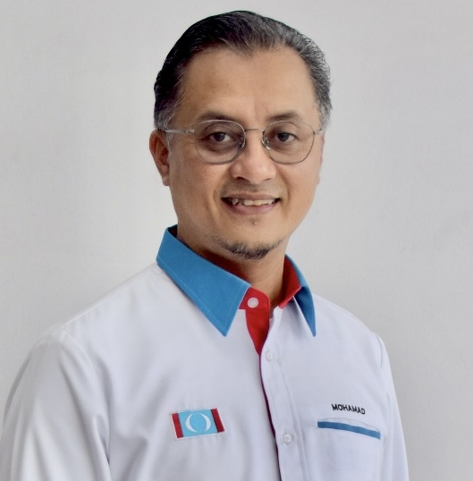 (大北马)槟蓝眼吁高挂国旗 展现爱国精神