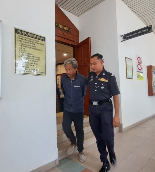 （大北马）涉嫌持长刀砍伤前邻居的男子今日被控不认罪。