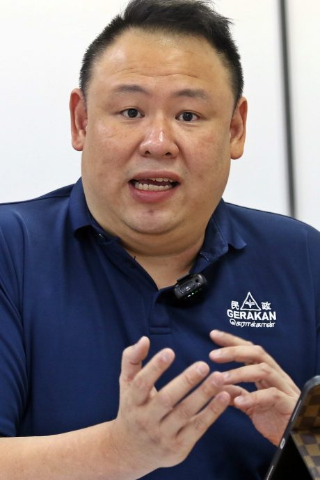 （大北马）甲市政厅国旗设计出错 黄义恩：阿克马是否要开班教设计？