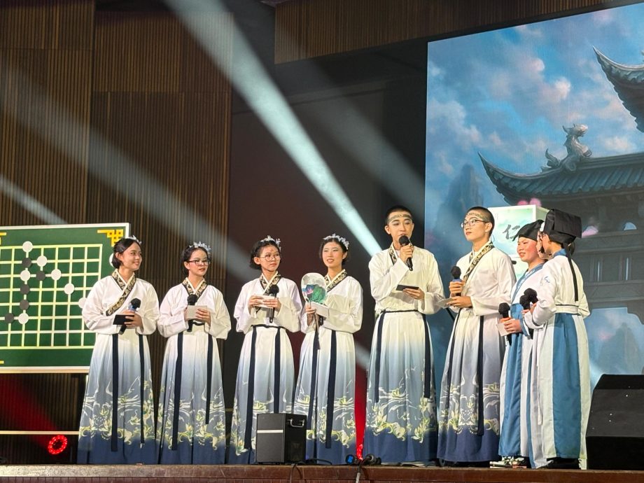 （大北马）菩提华中推单班制  办文娱汇演筹款