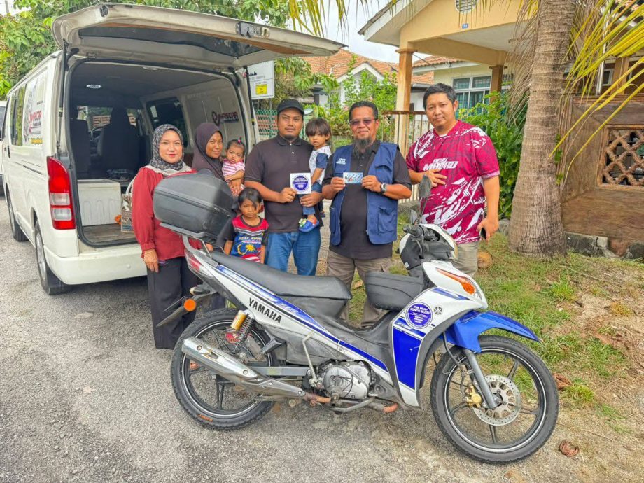 (大北马)贫困夫妇携三幼童街头露宿近一周 多机构伸援手解困