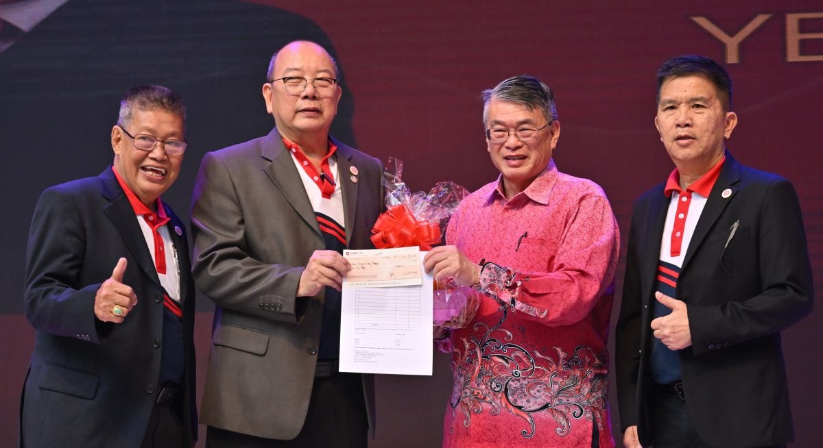 （大都会）雪兰莪梁氏宗亲会创会3周年暨筹募教育基金联欢晚宴