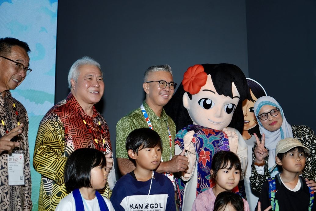 (大阪8日讯)投资、贸易及工业部长东姑赛夫鲁指出,大马馆在日本大阪2025年世界博览会已吸引了约11