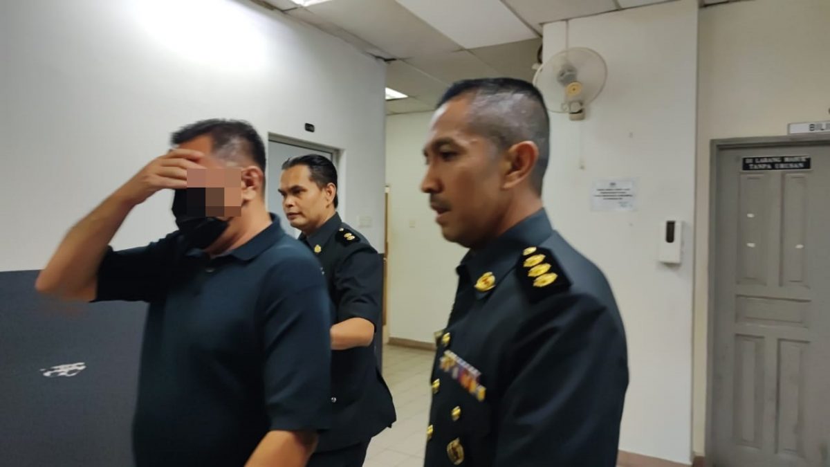 （已签发）全国：咖啡包装袋涉违反地理标志法   公司与董事9月首被控