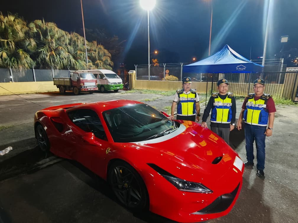 （已签发）全国：陆交局取缔逃税豪车  270辆车被扣押