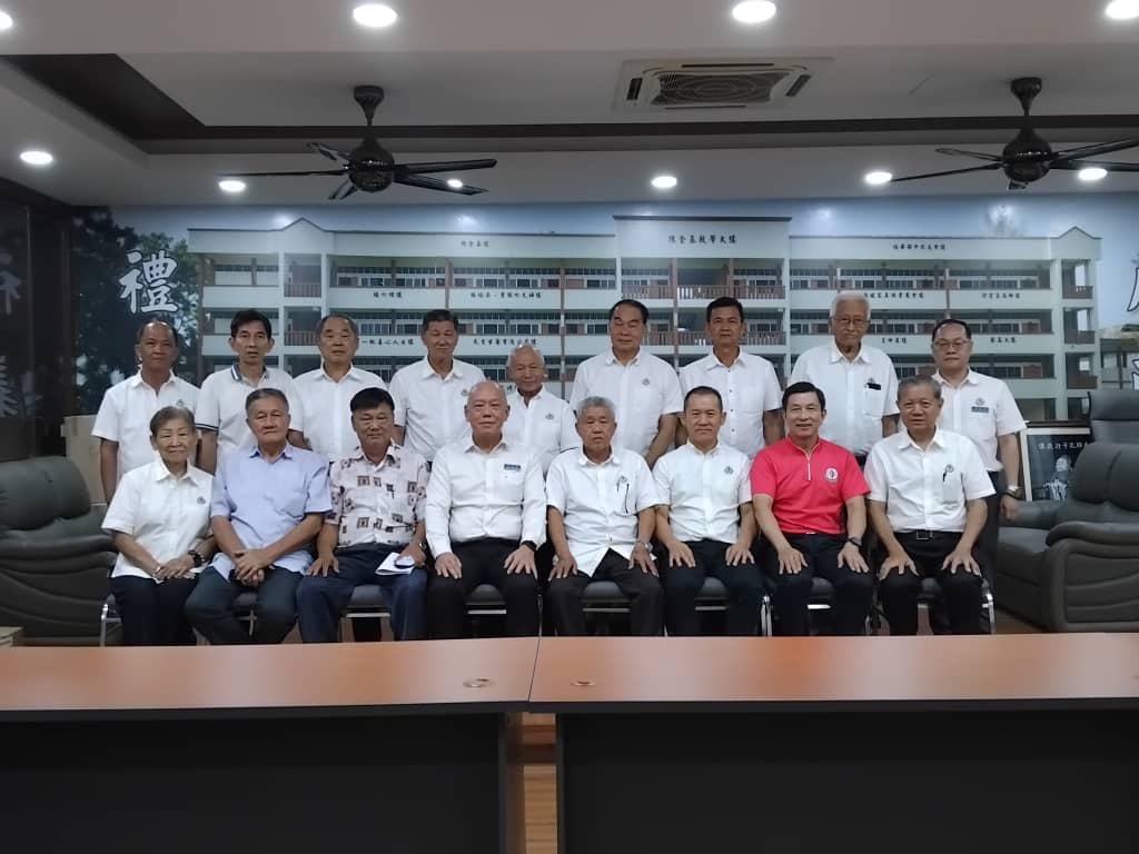 利丰港培华独中发动筹款 目标2000万令吉