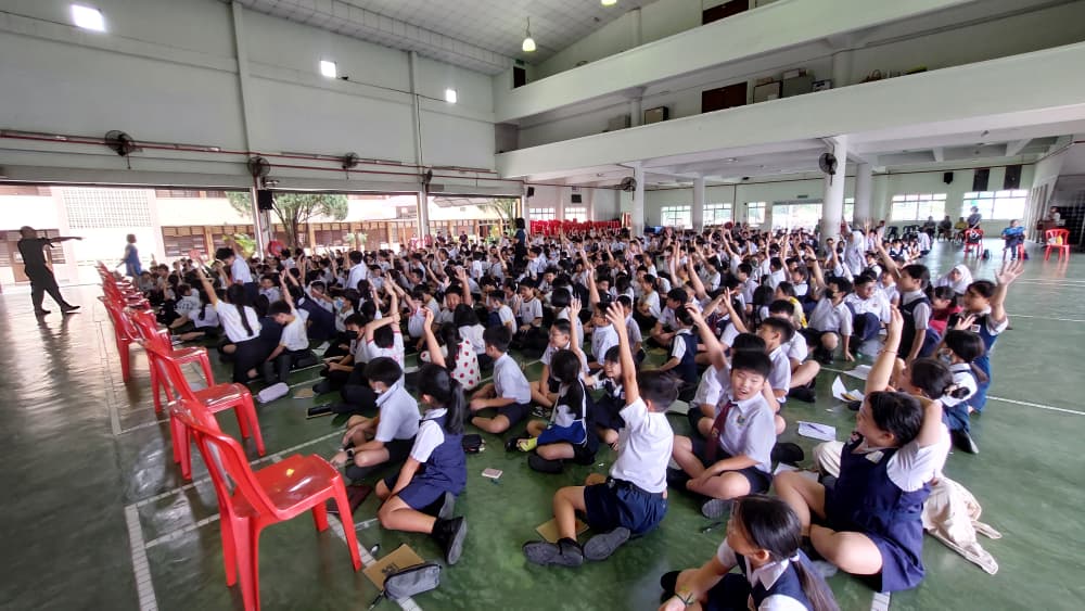 本报活动：学生阅报计划走入校园   博爱立德学生踊跃响应