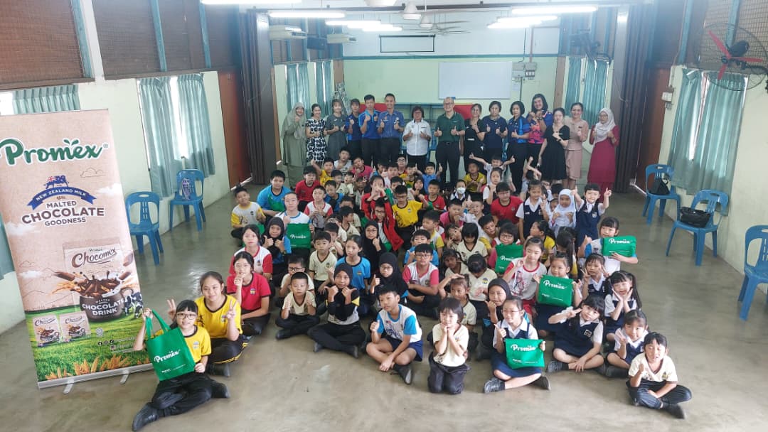 本报活动：学生阅报计划走入校园   博爱立德学生踊跃响应