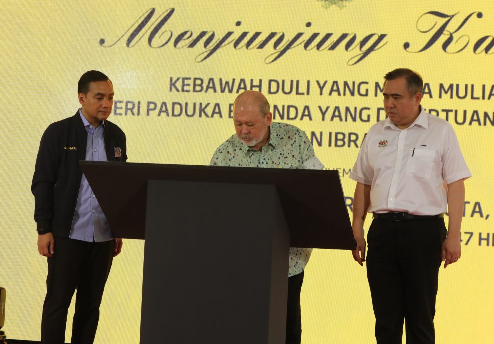 居銮王冠铁道公园落成   元首开幕王气十足